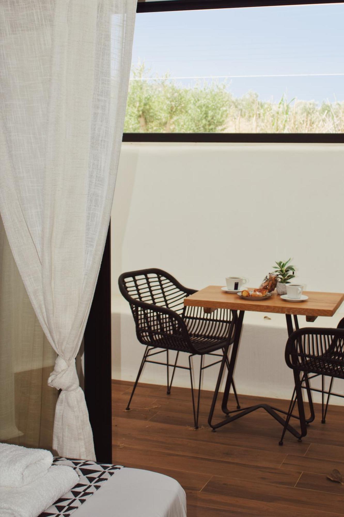 Rodillo Apartments Pláka エクステリア 写真